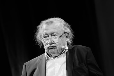 I sine seneste bog bruger Sloterdijk også en del krudt på at skildre, hvordan Europas hæmningsløse udfoldelse har ført til en skånselsløs udbytning og undertrykkelse.