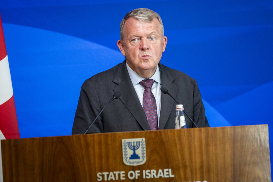 Selv om Danmark officielt bakker op om en tostatsløsning, er regeringen ikke klar til at anerkende Palæstina. Det er dog »rykket tættere på«, sagde udenrigsminister Lars Løkke Rasmussen (M) for få uger siden.