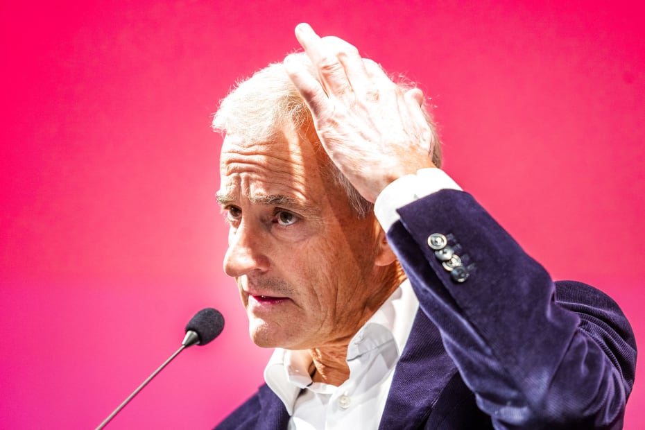 Socialdemokraten Jonas Gahr Støre og støttepartier fik flertal ved mandagens valg i Norge. Partilederen har en forpligtelse til at vise grøn handling i et land med så mange muligheder og et rødt-grønt flertal, skriver Information i denne leder. Men det er højst tvivlsomt, om landet er klar til et opgør med olien.