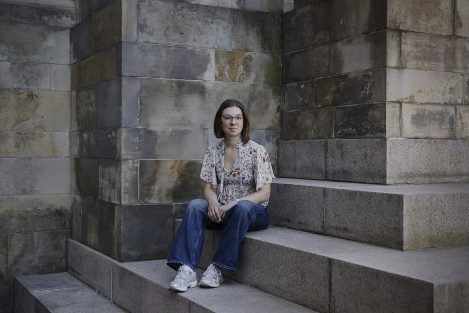 Formand for DSU, Ingrid Kjærgaard, mener, at Socialdemokratiet bør se på, hvordan den socialdemokratiske politik præsenteres, og hvordan Socialdemokratiets politikere kommunikerer til især den yngre generation.