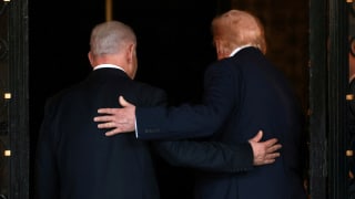 USA angriber Iran efter nedskydning af helikopter