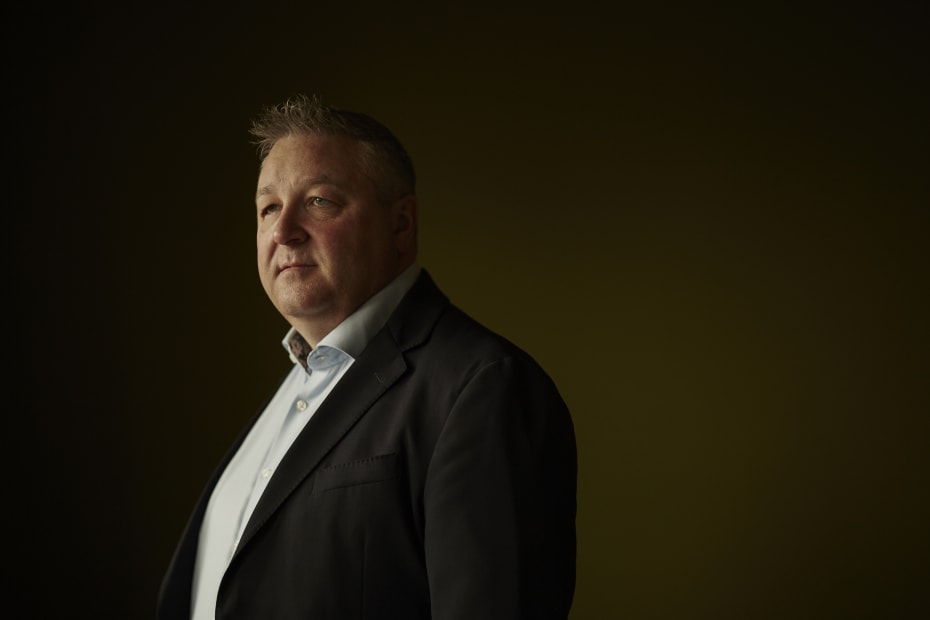 Formand for 3F Henning Overgaard peger på flere områder, der er nævnt i velfærdsforliget fra 2006, som han siden mener er forsømt – blandt andet, at efterlønsperioden ifølge aftalen fortsat skulle være fem år.