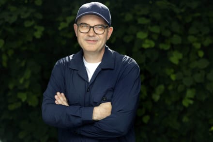 Lars Fr. H. Svendsen er bekymret kulturkonservativ skrivekugle, der tilsyneladende har mod på og held til at skrive om alt.