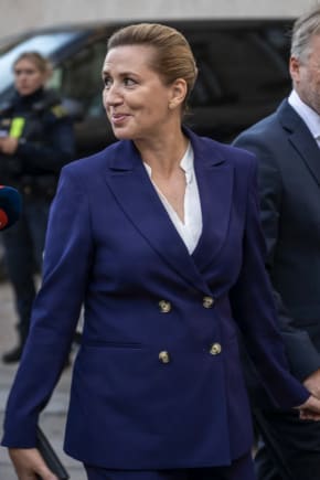 Mette Frederiksen og store dele af Folketinget deltog i gudstjeneste før selve åbningen.
