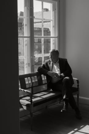 Sammenlignet med den første fase af grønlandskrisen, hvor Lars Løkke Rasmussen (M) afviste, at der overhovedet skulle være tale om en »udenrigspolitisk krise«, er der bestemt tale om et retorisk skifte over for USA.