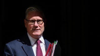 Keir Starmer har glemt den vigtigste regel i politik: ’Noget’ slår intet