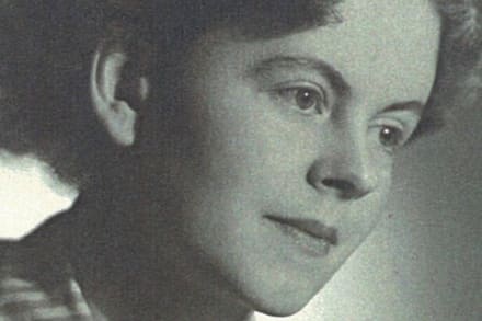 Marlen Haushofer (1920-1970) er mest kendt for sin dystopiske roman ’Væggen’ fra 1963. Nu er kortromanen ’Vi dræber Stella’ fra 1958 udkommet på dansk.