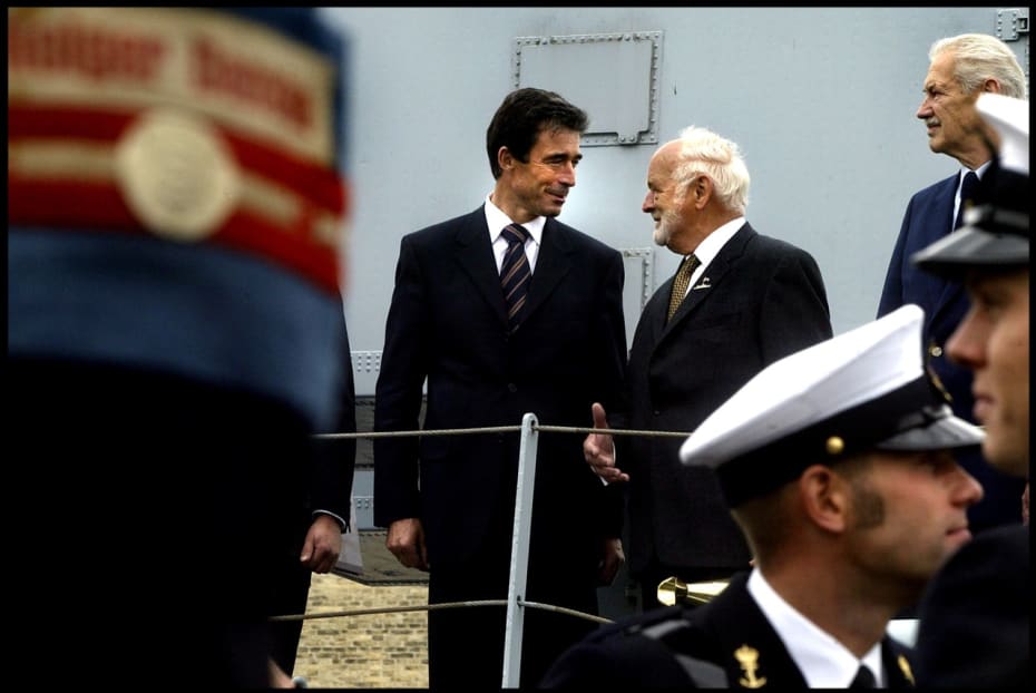 -Hvis alle havde tænkt som de danske samarbejdspolitikere, ville Hitler med stor sandsynlighed have vundet krigen, og Europa var blevet nazistisk,- sagde Anders Fogh Rasmussen den 29. august 2003 på 60-års-dagen for opgivelsen af den danske samarbejdspolitik. Siden er opgøret med samarbejdspolitikken løbet ud i sandet, mener historikere.