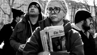 Massefyringer rejser tvivl: Fortsætter The Washington Posts kritiske linje over for Trump?