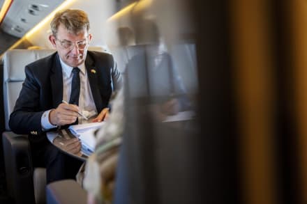 Forsvarsminister Troels Lund Poulsen (V) fik tirsdag vedtaget den lov, som giver ham vidtgående beføjelser, der kan tilsidesætte krav og rettigheder, som kan forsinke militære byggerier.