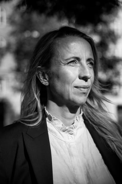 Platformsvirksomheden Healper har vundet udbud om psykologhjælp til sårbare unge i Region Syddanmark og Midtjylland. Regionerne afviser, at det vil gå ud over kvaliteten